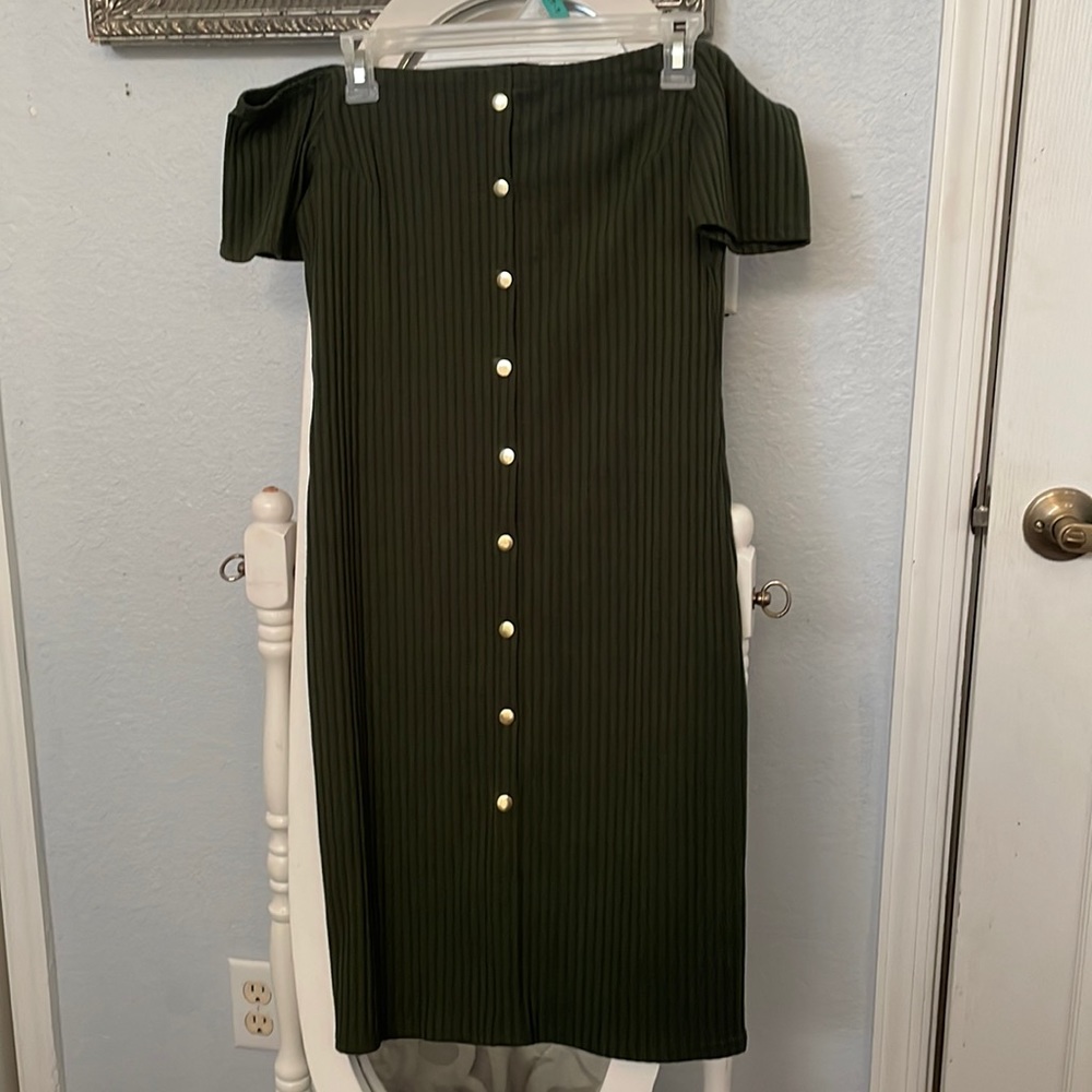 Olive green dress (Size: Large)